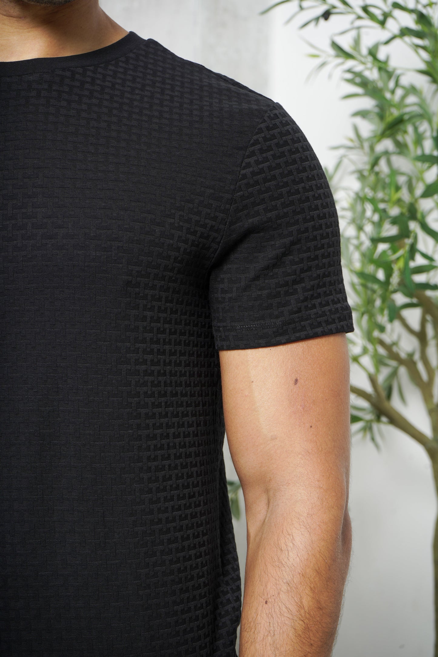 Capo Basket Weave T-Shirt - Black